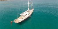 TIGA-BELAS yacht charter: TIGA BELAS - profile