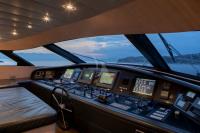 GLAROS yacht charter: Flybridge