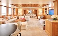 VIANNE yacht charter: Main Salon