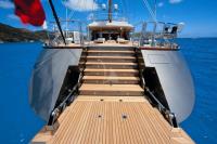 BARACUDA-VALLETTA yacht charter: Platform