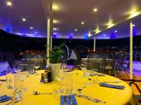 QUEEN-ELEGANZA yacht charter: Dinner table