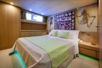 SANDI-IV yacht charter: Vip Cabin