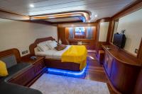 COMPASS yacht charter: COMPASS - photo 20