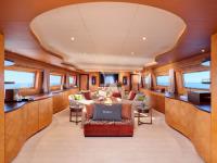 MOBIUS yacht charter: Salon
