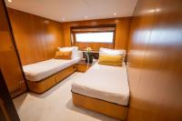 MOBIUS yacht charter: Twin cabin I on the main deck