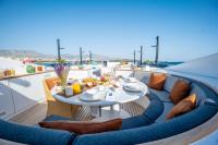 MOBIUS yacht charter: Sundeck table