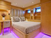 MOBIUS yacht charter: Double cabin
