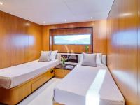 MOBIUS yacht charter: Twin cabin I