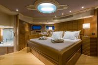 AQUARELLA yacht charter: Master cabin