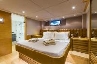AQUARELLA yacht charter: VIP cabin