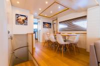 RIVIERA yacht charter: Formal dining area