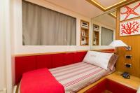 RIVIERA yacht charter: Twin detail