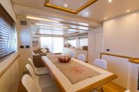 RIVIERA yacht charter: Formal dining detail