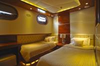 CARPE-DIEM-V yacht charter: CARPE DIEM V - photo 25