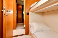 ANTAMAR-II yacht charter: Twin Suite