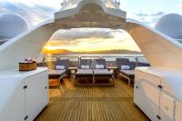 NEW-STAR yacht charter: Flybridge 2