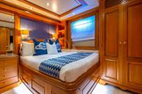 NEW-STAR yacht charter: Double Cabin