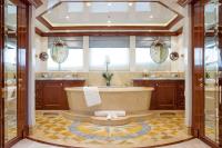 ST-DAVID yacht charter: Master suite bath