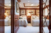 ST-DAVID yacht charter: Two identical convertible (double/twin) guest cabins located at the central part of the lower deck