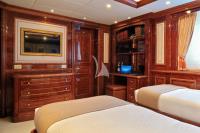 ST-DAVID yacht charter: Convertible (double/twin) guest cabin