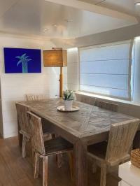 VERVECE yacht charter: Interior dining area