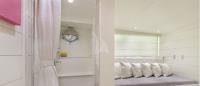 VERVECE yacht charter: Vip Cabin anteroom Shower/convertible sofa