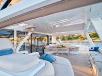 SYLENE yacht charter: Large Cockpit & sunbathing areas
