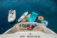 GEORGE-V yacht charter: Platform/Water Toys