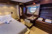 ULISSE yacht charter: Master Dressing room