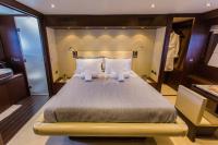 ULISSE yacht charter: Master suite