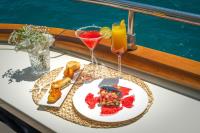 ANYTHING-GOES-IV yacht charter: ANYTHING GOES IV - photo 20