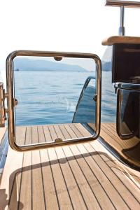 ANYTHING-GOES-IV yacht charter: ANYTHING GOES IV - photo 15