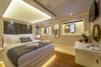 QUEEN-OF-MAKRI yacht charter: QUEEN OF MAKRI - photo 25