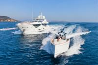 FLEUR yacht charter: FLEUR & Pardo
