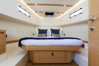 FLEUR yacht charter: Pardo Cabin