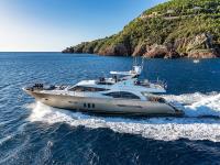 ARMONEE yacht charter: Cruising