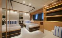 DONE-D yacht charter: Port twin cabin with pullman bed