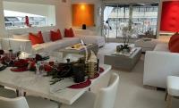 DONE-D yacht charter: Main saloon