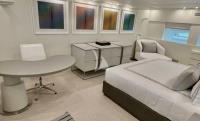 DONE-D yacht charter: Master suite