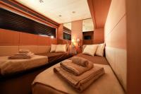 JOY yacht charter: Twin Cabin