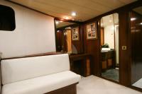 CANEREN yacht charter: Master Cabin