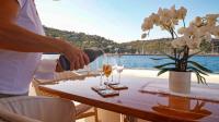 LADY-EMMA yacht charter: Welcome drinks
