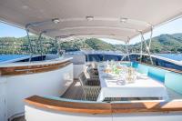 LADY-EMMA yacht charter: Flybridge