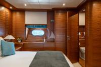 LADY-EMMA yacht charter: Full beam VIP double