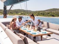 NEYINA yacht charter: Breakfast