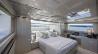 GEORGE-FIVE yacht charter: Master Bedroom