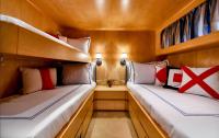 SOMETHING-COOL yacht charter: Triple Suite