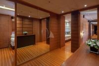 ZALIV-III yacht charter: Lower deck - Hallway