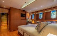 ZALIV-III yacht charter: Double Cabin II
