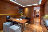 ZALIV-III yacht charter: VIP Cabin - Office